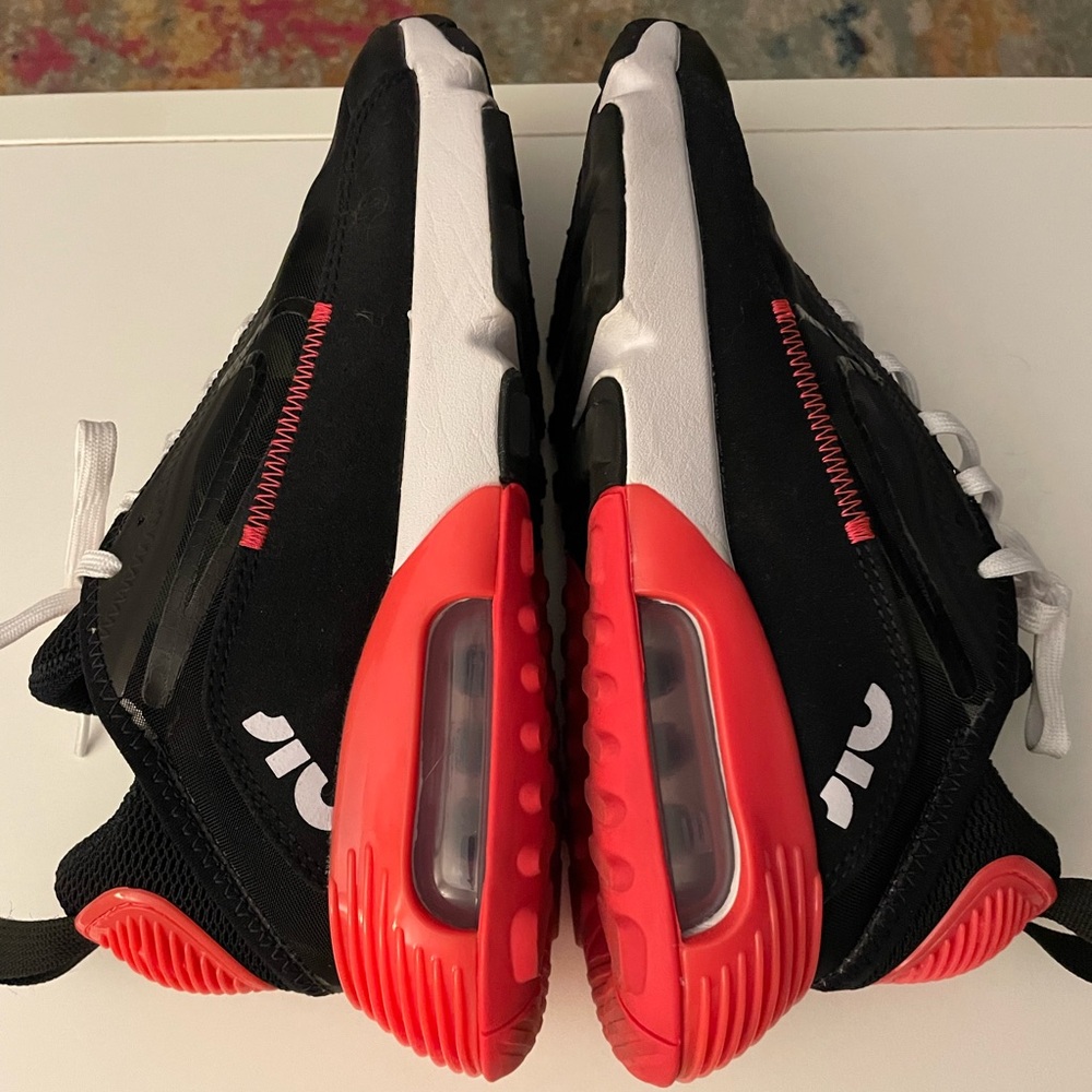Nike Air Max 2090 Size 5.5 Men / Big Kid